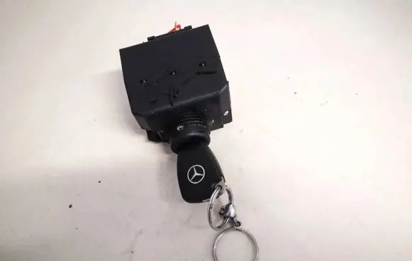 Mercedes-Benz A W169 Ignition lock 1695451508