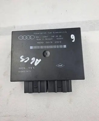 Audi A3 S3 8L Parking PDC control unit/module 4D0919283