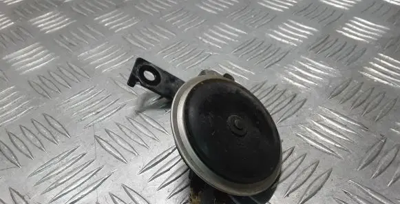 Nissan Navara D23 Horn signal