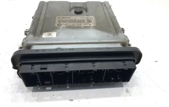 BMW 5 F10 F11 Engine control unit/module ECU 8510137