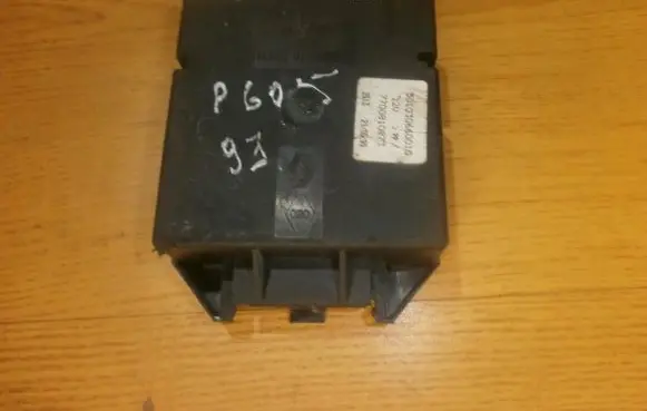 Renault Laguna I Other control units/modules 7700810873