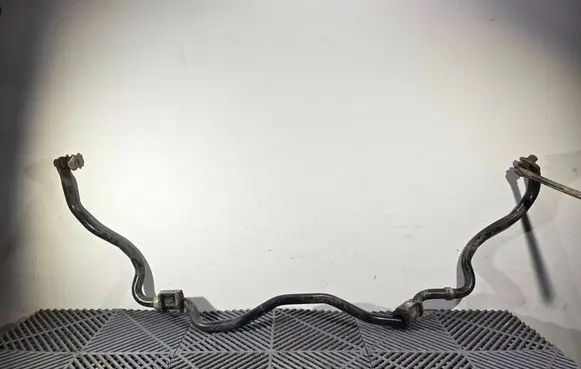 Toyota Yaris Front anti-roll bar/sway bar