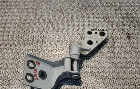 Citroen Berlingo Rear door upper hinge 080D15413