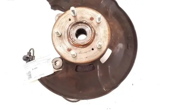 Honda CR-V Front wheel hub