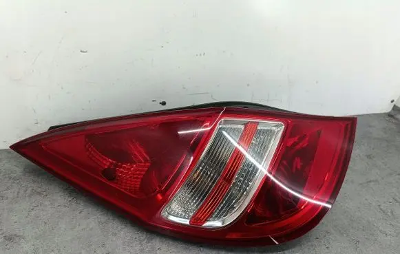 Hyundai i30 Rear/tail lights 924012R0