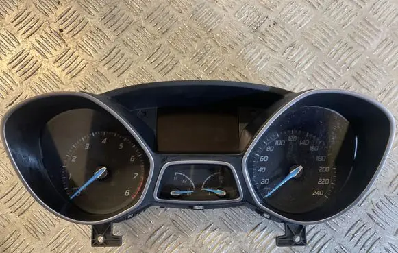Speedometer (instrument cluster)