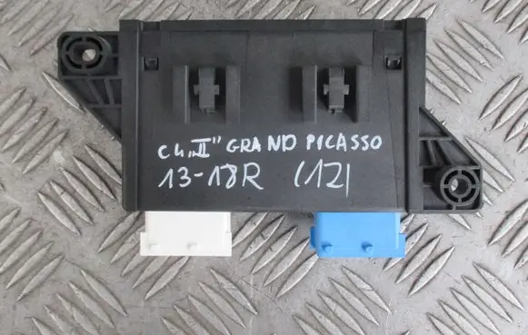 Citroen C4 Grand Picasso Central body control module 9800162780