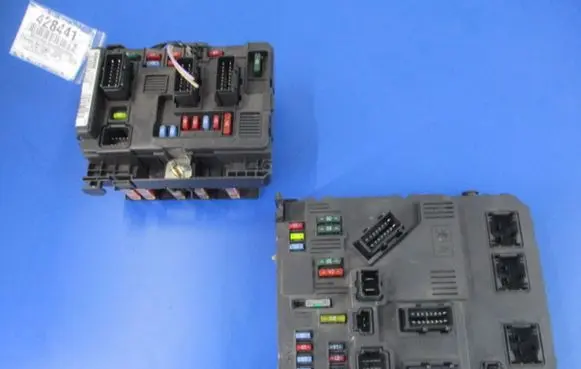 Citroen Berlingo Fuse box set 9652474680