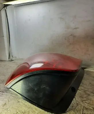 KIA Sorento Rear/tail lights E138362