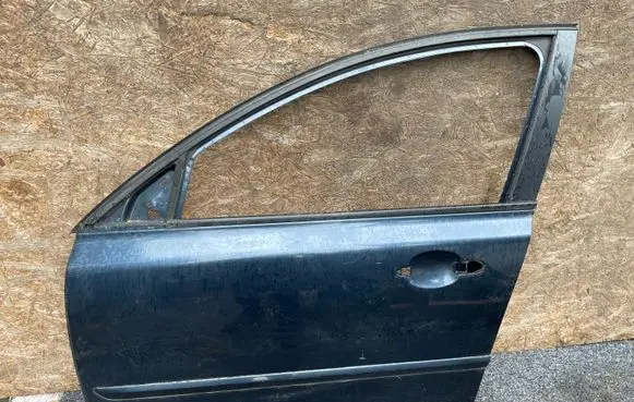 Volvo S40 Front door