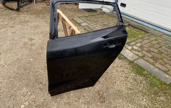 Ford Focus Front door JX7BN24721AE