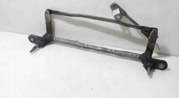 Lancia Ypsilon Front wiper linkage 