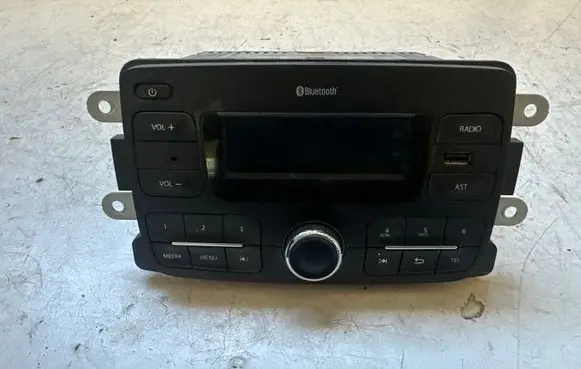 Dacia Sandero II Radio/CD/DVD/GPS head unit 281156864R