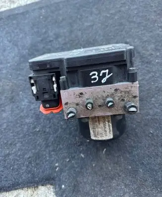 Subaru Outback ABS Pump 06210961433 06261938701 28562203013