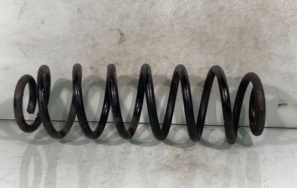 Volkswagen Touran I Rear coil spring