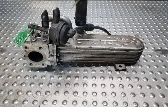 Audi A3 S3 8P EGR valve cooler 03G131513J 03G131063F