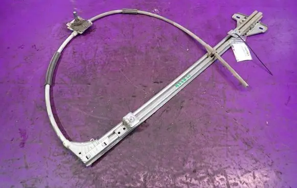 Renault Master II Front door window regulator with motor 