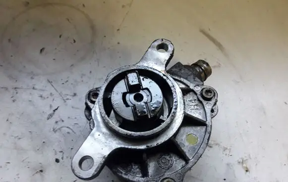 Renault Espace - Grand espace IV Vacuum pump