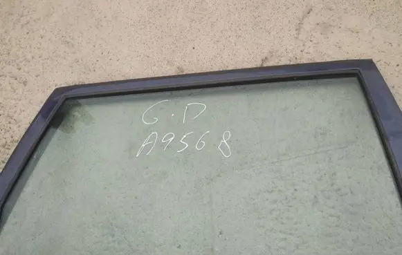 Mitsubishi Space Star Rear door window glass as2