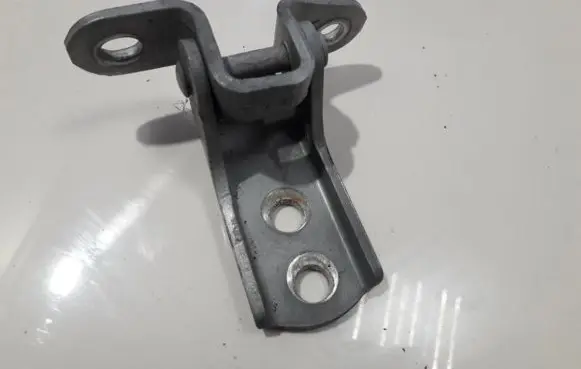 Toyota Corolla E120 E130 Front door upper hinge