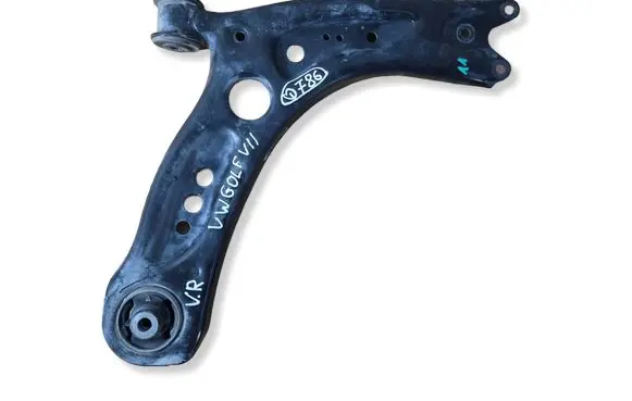Volkswagen Golf VII Front lower control arm/wishbone 5Q0407152J
