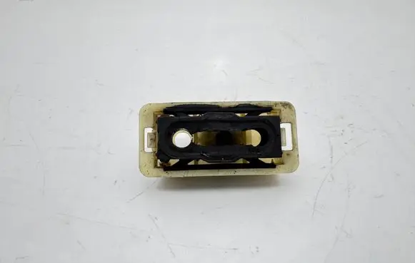 Peugeot 308 Radiator mount bracket 9800613580