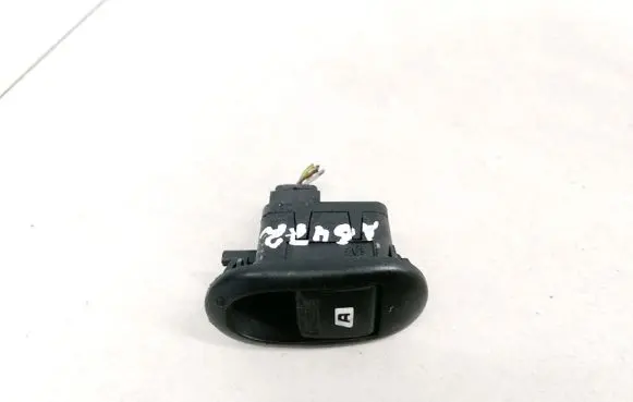Citroen C3 Electric window control switch 27668