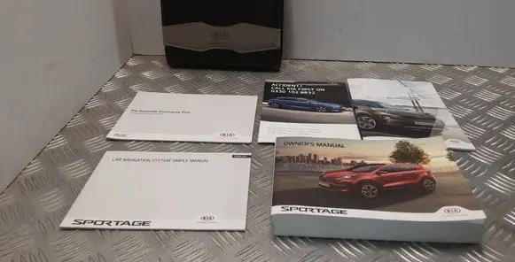 KIA Sportage Owners service history hand book 