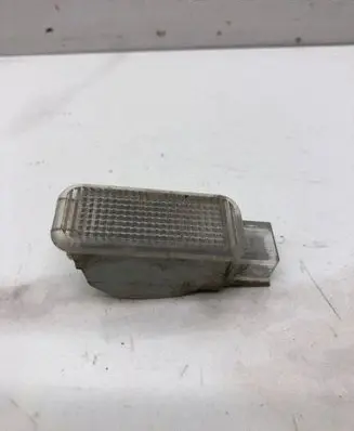 Volkswagen PASSAT B5 Rear door interior light 3B0947415B