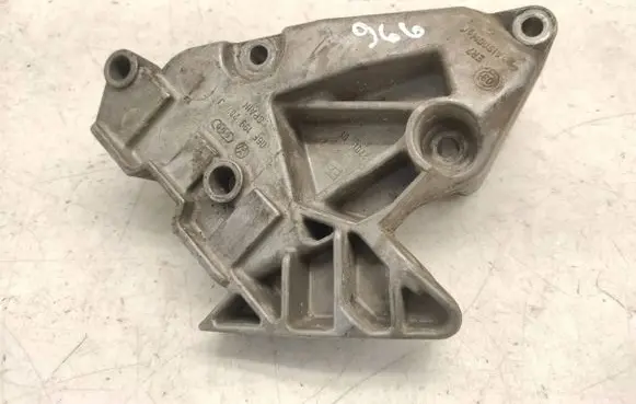 Audi A3 S3 A3 Sportback 8P Engine mounting bracket 06F199207J