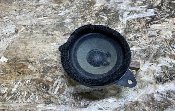 Infiniti G37 Front door speaker 28149JK20A