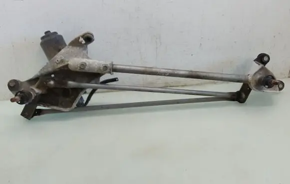 Front wiper linkage and motor