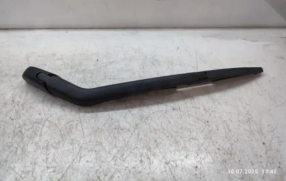 Fiat Freemont Rear wiper blade arm 
