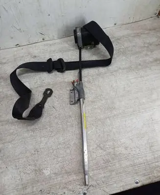 Audi A8 S8 D2 4D Front seatbelt 16398