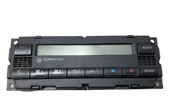 Volkswagen PASSAT B5.5 Climate control unit