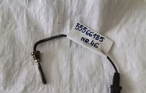 Opel Zafira C Lambda probe sensor 55566185