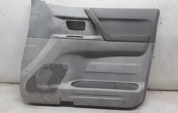 Mitsubishi Pajero Front door card panel trim MR391072