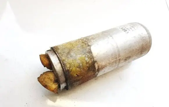 Air conditioning (A/C) air dryer