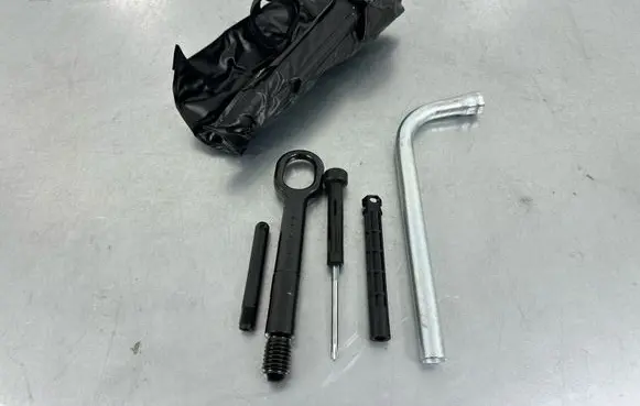 Volkswagen PASSAT B8 Tool set 8N0012219 191012287 4H0805615