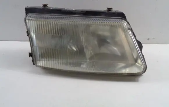 Volkswagen PASSAT B5 Headlight/headlamp 3B0941017K