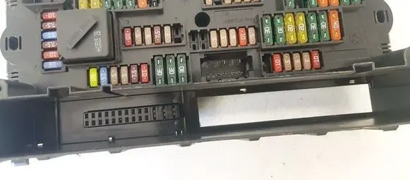 BMW 5 F10 F11 Fuse box set 921086101