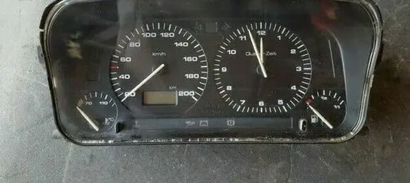 Volkswagen Golf III Speedometer (instrument cluster) 1H6919033