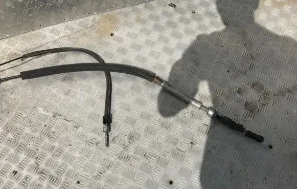 Audi A3 S3 8L Gear shift cable linkage 8L0713303