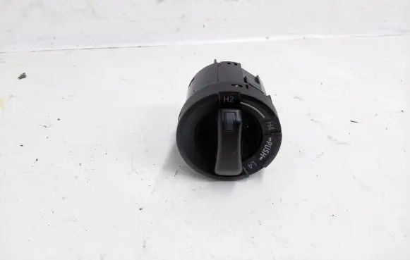 Toyota Hilux (AN120, AN130) Differential lock switch M57269