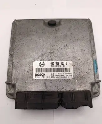 Volkswagen Polo IV 9N3 Engine control unit/module 03C906013B 0261S01011 1039S01830