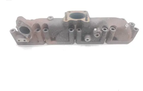 KIA Carnival Exhaust manifold