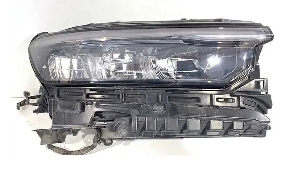 Jeep Grand Cherokee WL Headlight/headlamp P68376992AF