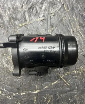 BMW 5 F10 F11 Mass air flow meter 8506359 11884414