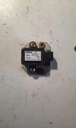 Audi A6 S6 C5 4B ESP acceleration yaw rate sensor 4B0907655 9000120 0265005213