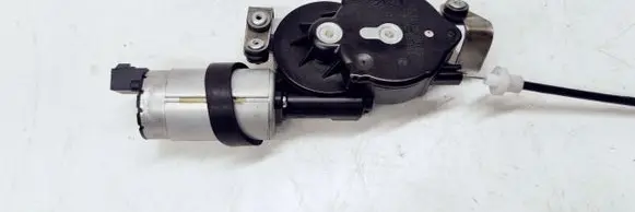 Audi A3 S3 8P Sliding door electric window regulator 8518360